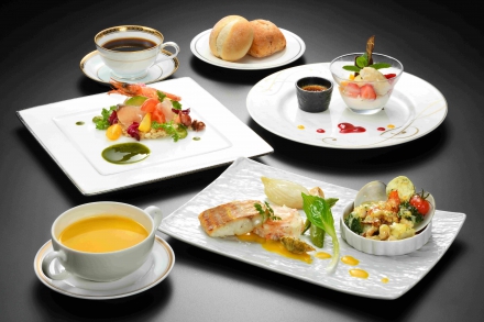 メインダイニング【潮騒】